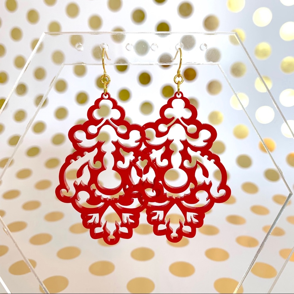 zoo&roo chandelier acrylic earrings